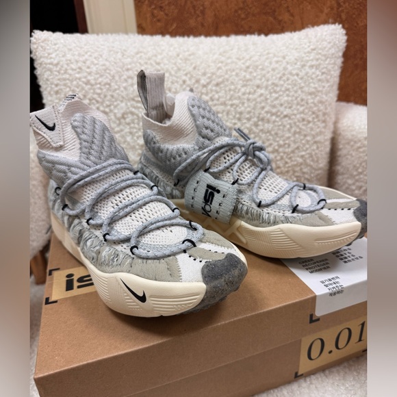 Nike ISPA Sense Flyknit Phantom Black women’s size 6.5 - Picture 13 of 16